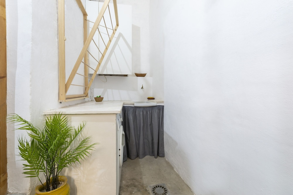 Casc Antic in Javea With 2 Bedrooms and 1 Bathrooms