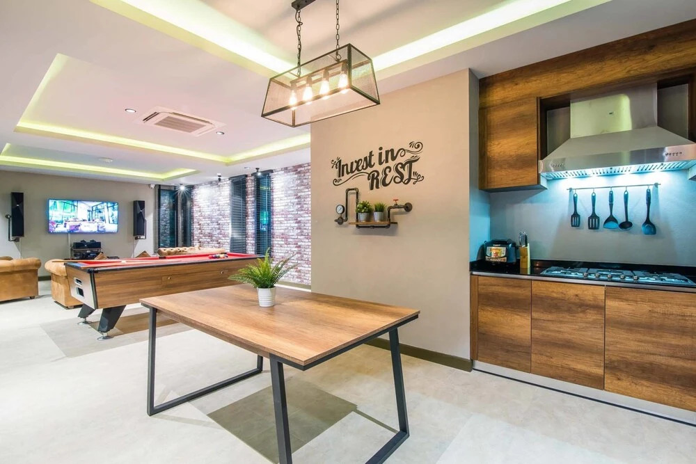 Rest House Hua Hin Pool Villa