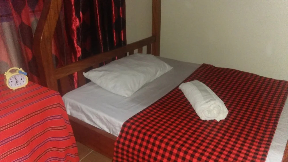 Lewisky homestays and tours