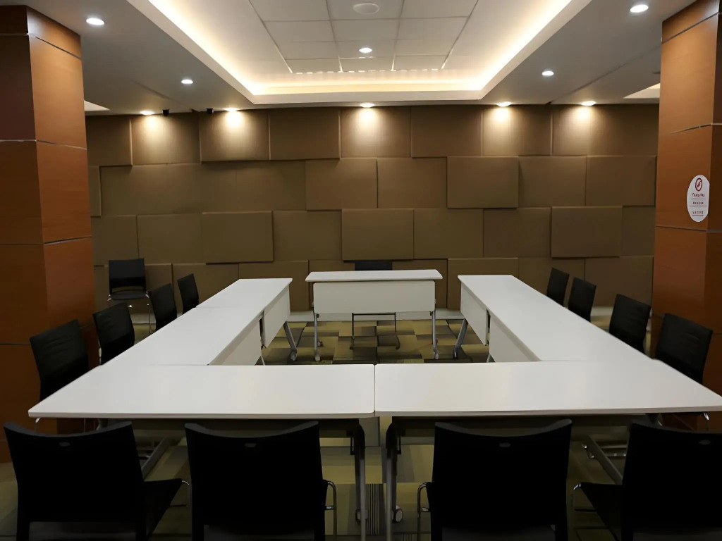 Grand Citihub Hotel @Kartini