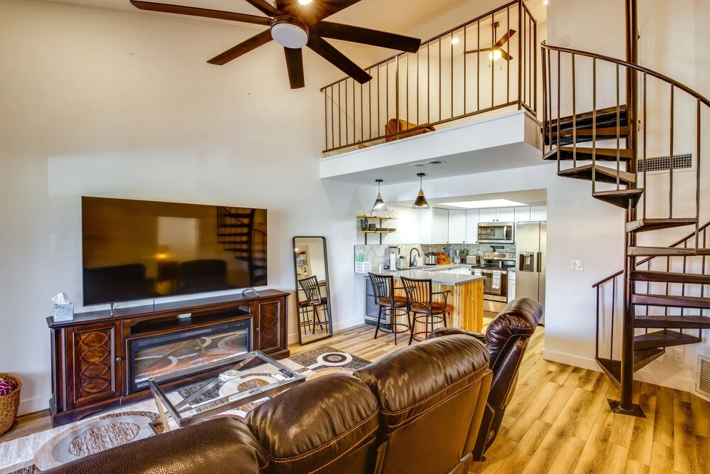 Chandler Vacation Rental w/ Pool & Hot Tub Access