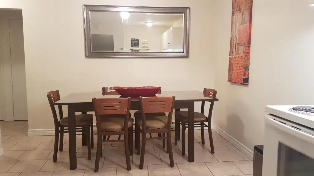 Three-Bedroom Apartment Sweet #6 by Amazing Property Rentals