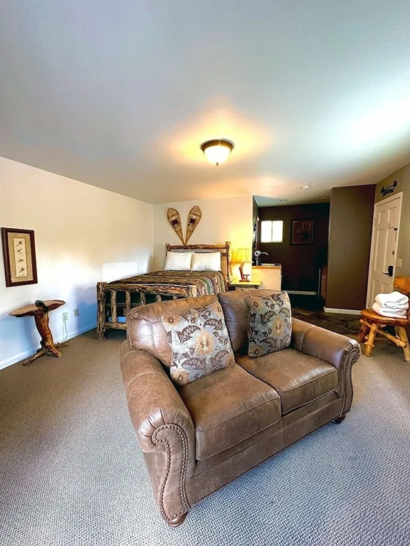 Fawn Valley Inn: 255 1 Bedroom Condo