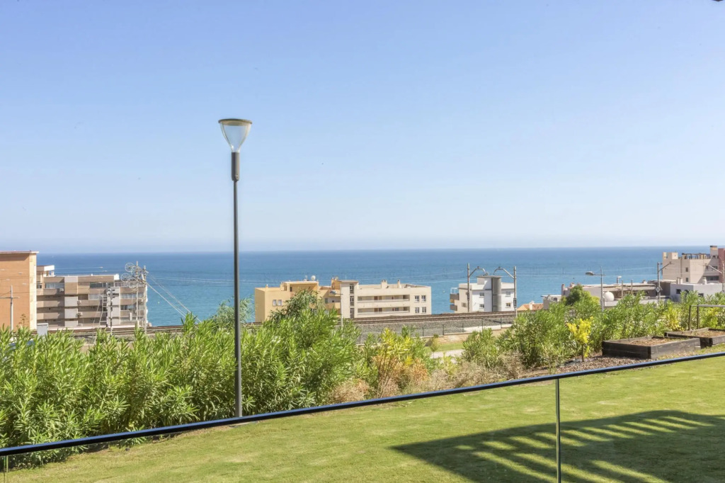 Boa in Fuengirola with 3 bedrooms and 2 bathrooms