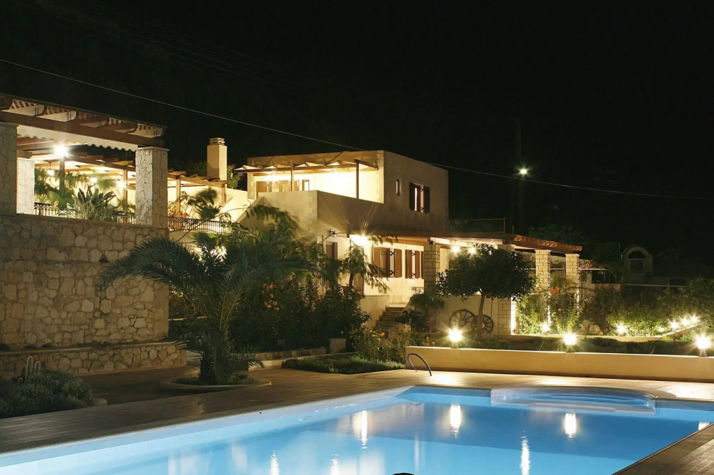Elaia Villas