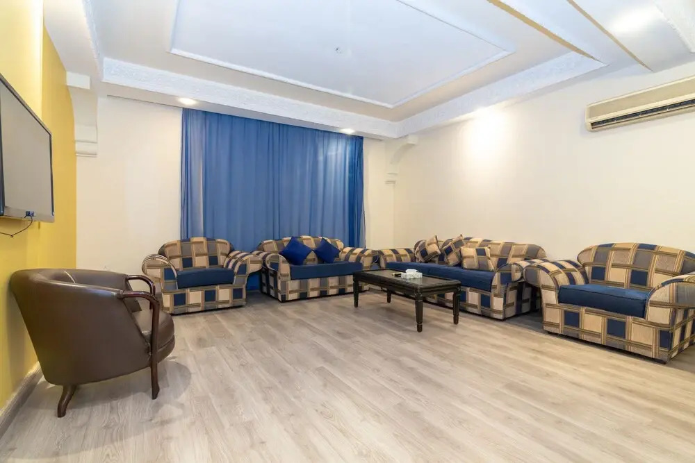 OYO 148 Shathi Almas hotel suites