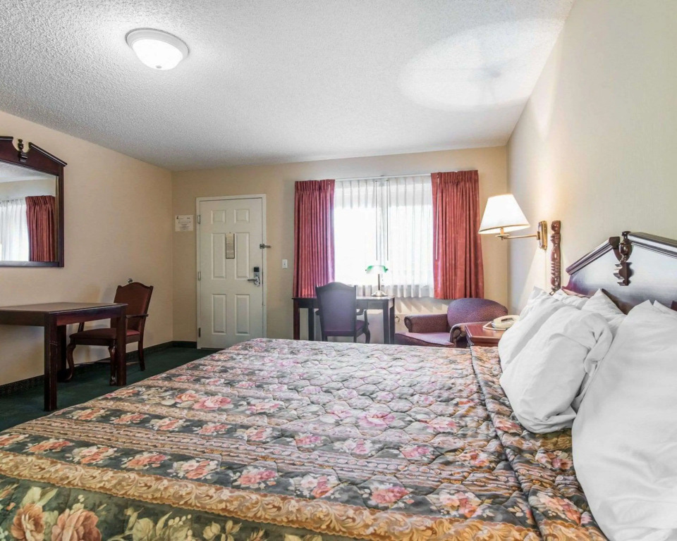 Quality Inn & Suites Manitou Springs at Pikes Peak Garden of the Gods
