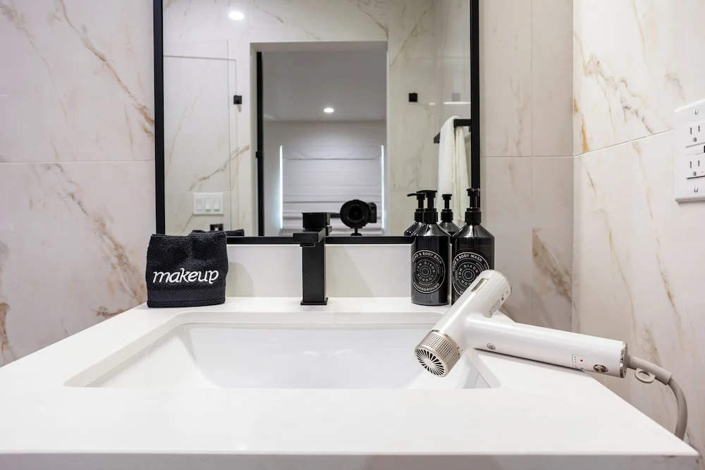 Hotel Bayit Modesto Salida