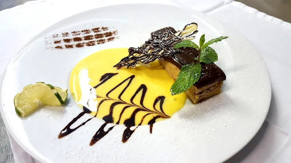 Logis Hôtel-Restaurant La Croix Couverte