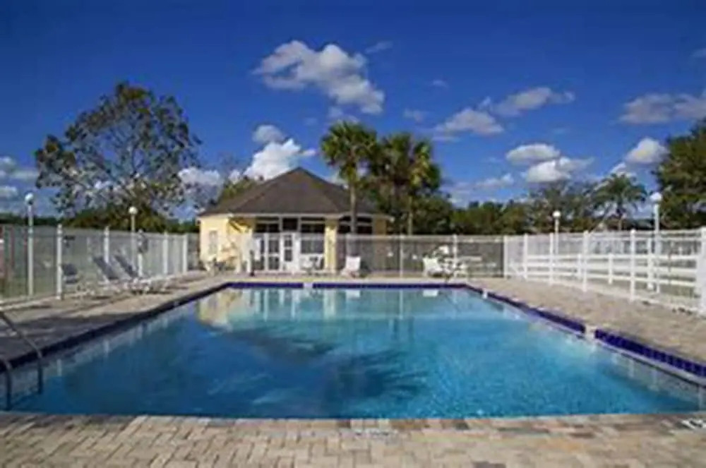 A Wonderful 4 Bedroom House Offerinf a Wonderful Family Experience