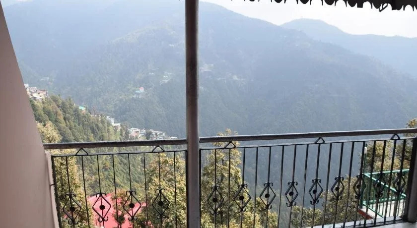 Hotel Monal In Dalhousie