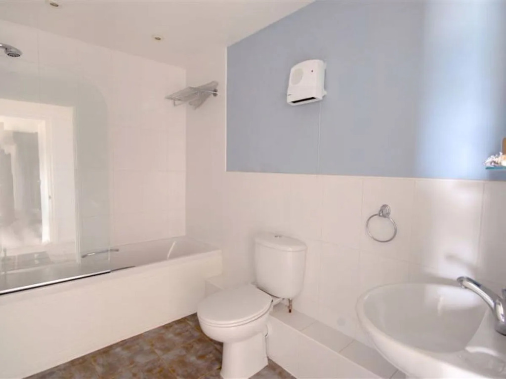 Flat 31 Clifton Court