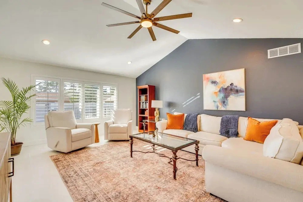 Pool + Putting Green: Quiet Scottsdale Oasis