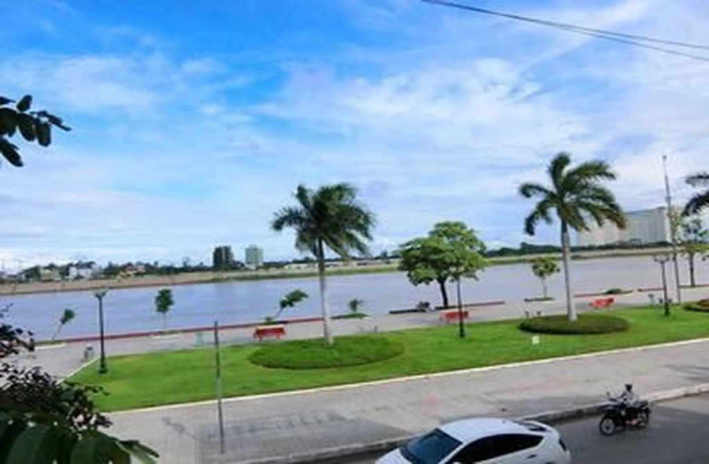 River Star Hotel
