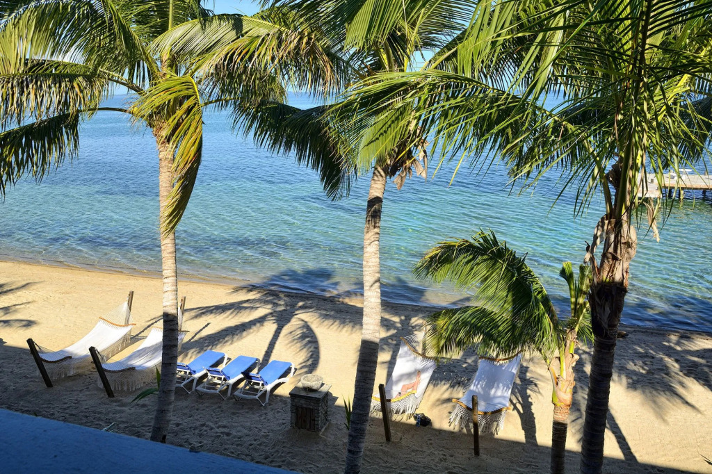 Parrot Cove Lodge