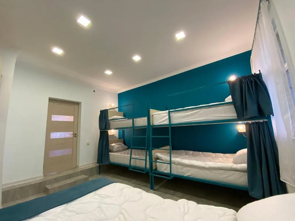 Santorini Hotel & Hostel