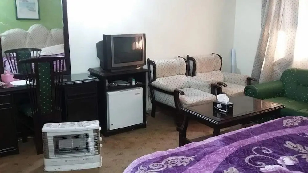Green Lodge Guest House