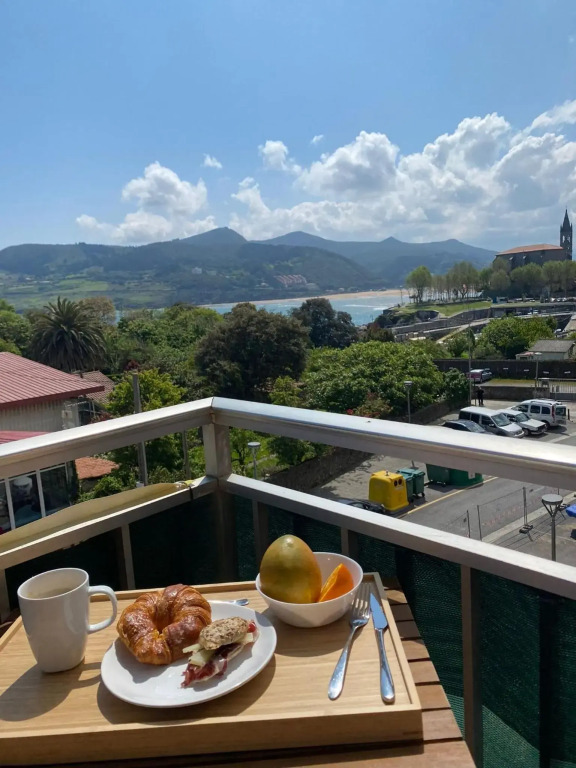 Mundaka best views house Parking gratis