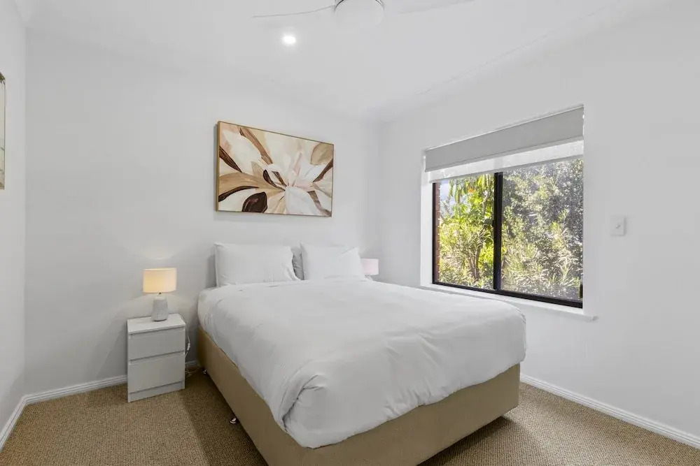 Coastal 3-bed House With BBQ and Private Courtyard
