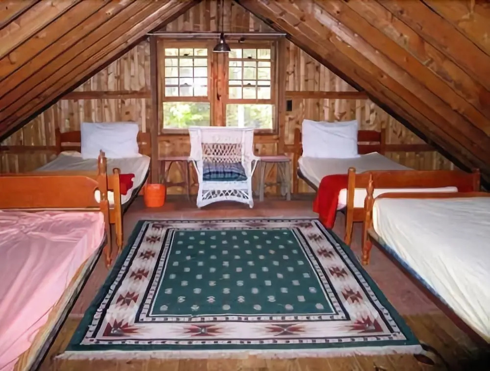 Loon Lodge - Two Bedroom Home