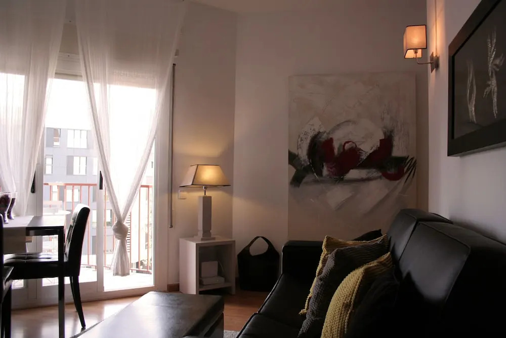 Avenida Apartments Roger de Flor