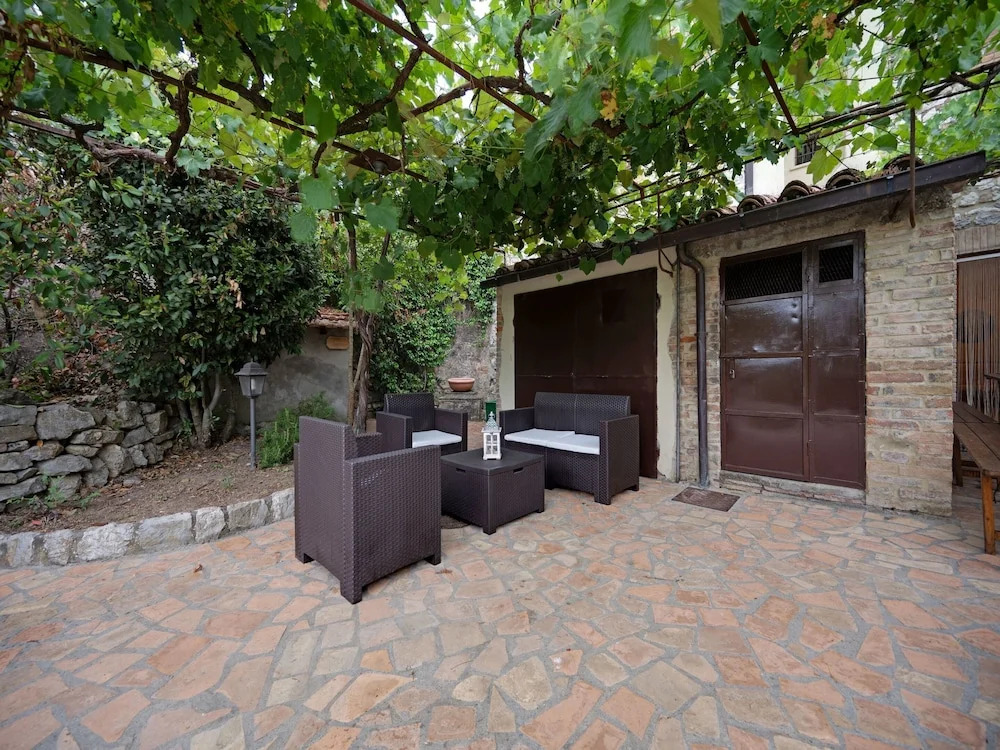Mansion in Prodo near Lake Bolsena