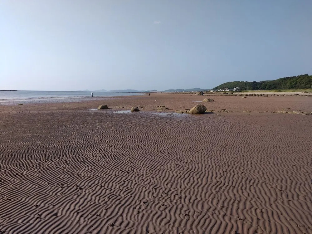 Cleeves Cabins Ailsa Luxury Lodge with hot tub
