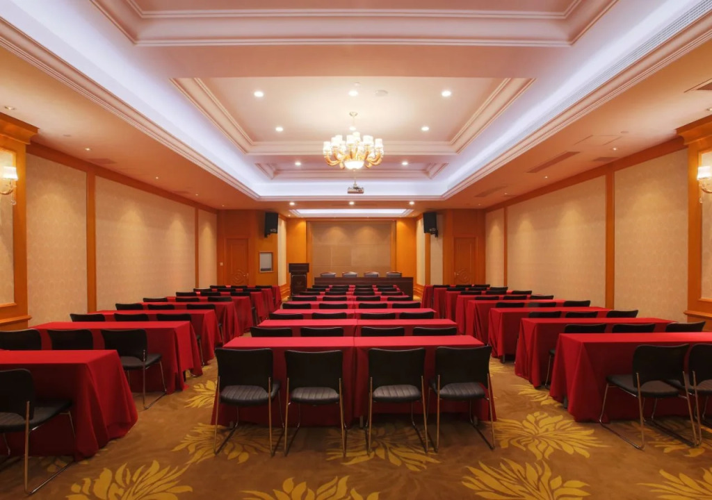 Venus International Hotel ( Shanghai Wild Zoo Shop)