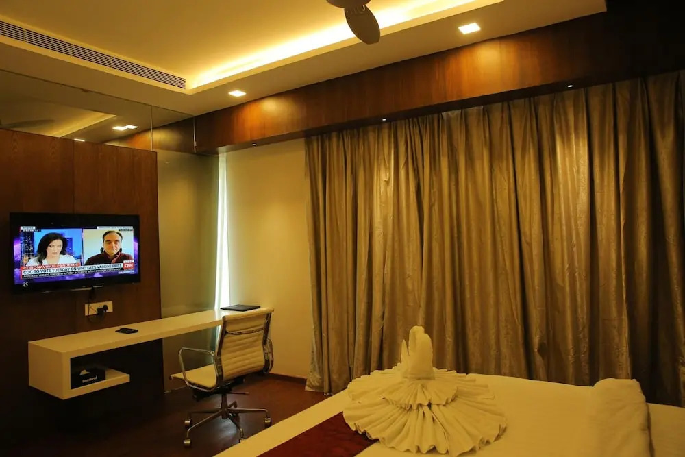 The Royal Grand