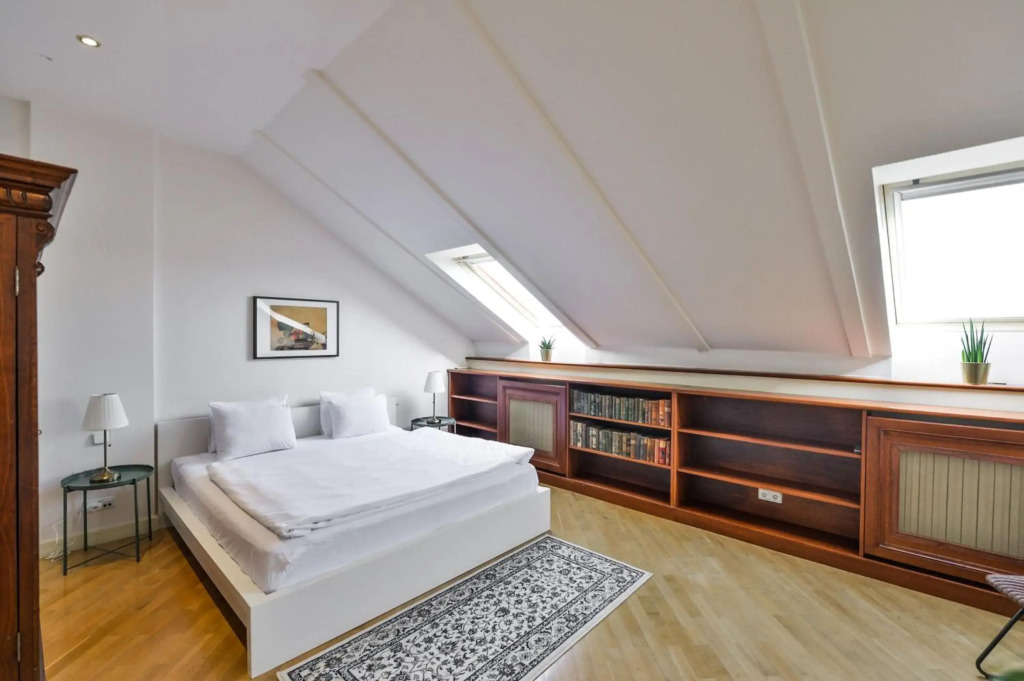 Panoramic Loft