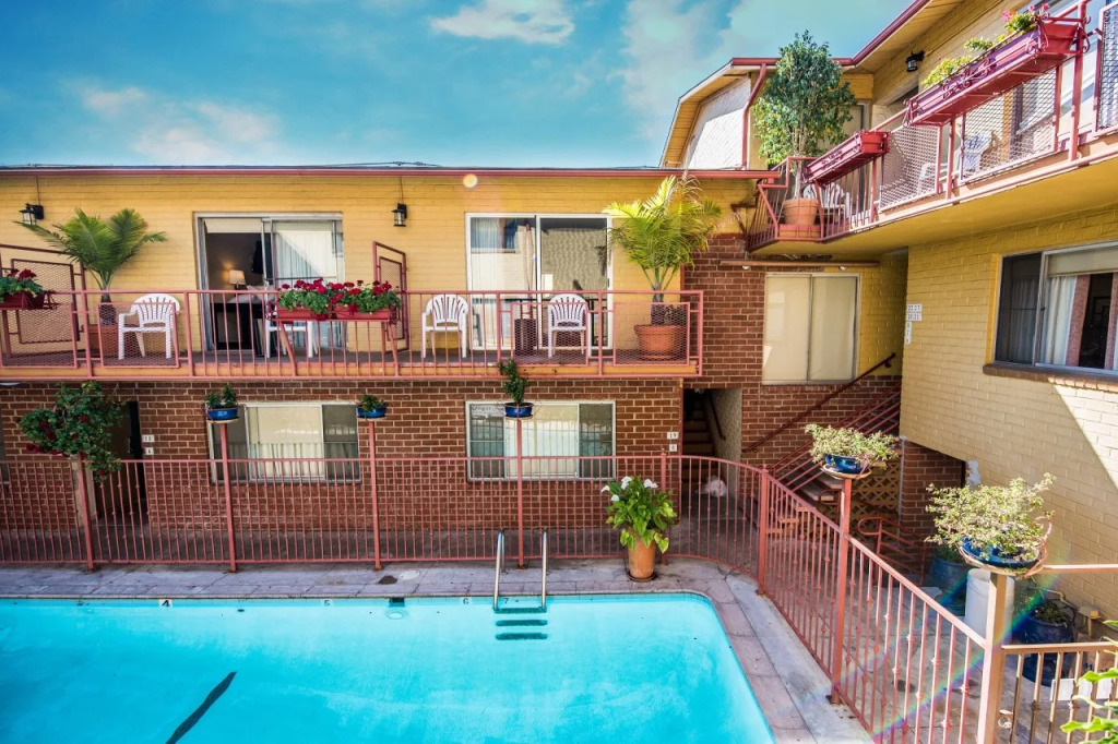 Hollywood Downtowner Inn