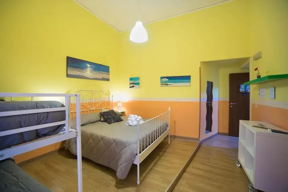 Le 4 Stagioni Napoli Centro B&B