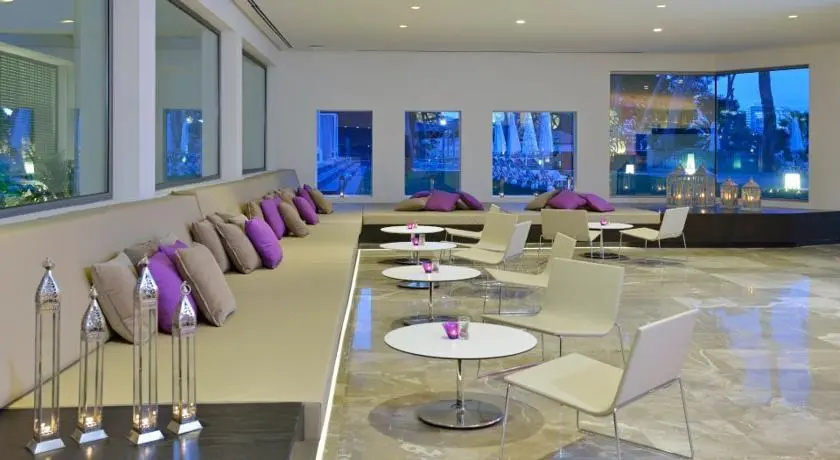 Apartamentos Montenova Playa