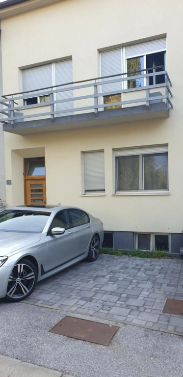 Parkview apartment in Zagrebs favorite neighborhood