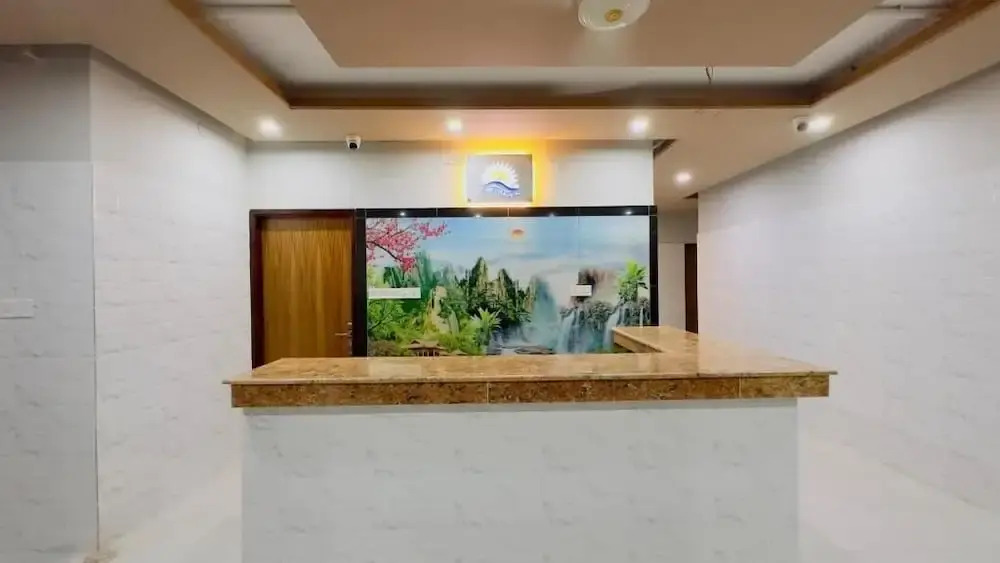 Hotel Sunrise International