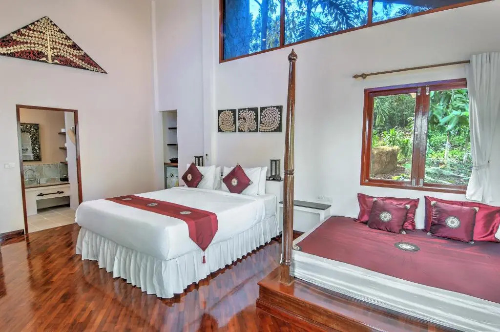 Khanom Hill Resort