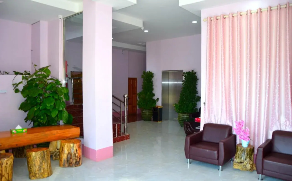 Hotel 62