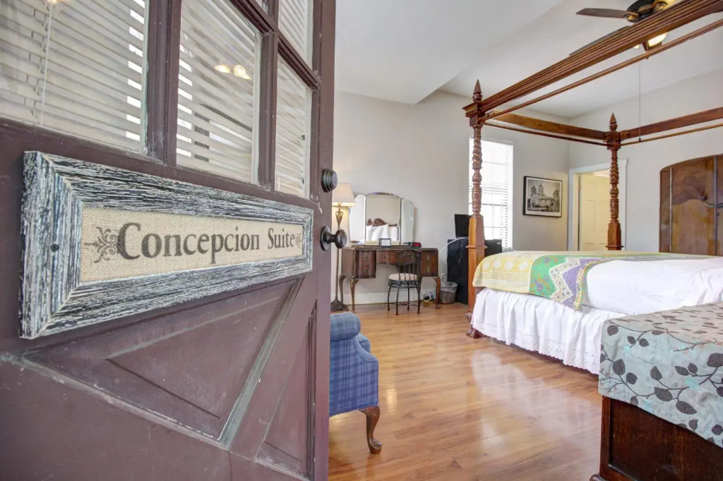 Inn on the Riverwalk