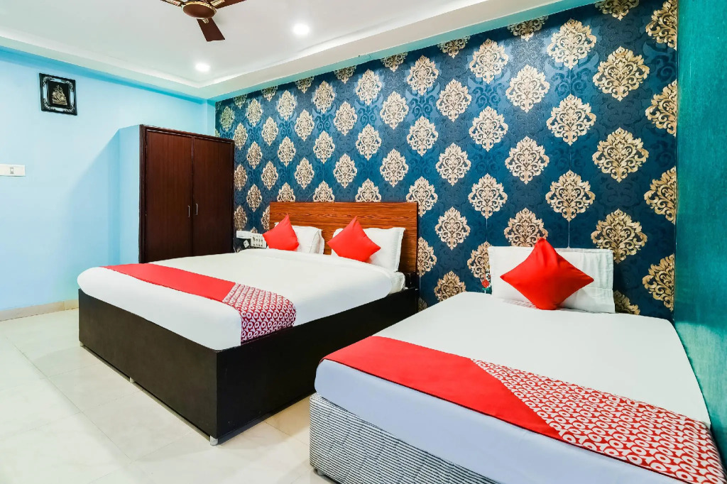 OYO 76010 Hotel Jayalakshmi Residency
