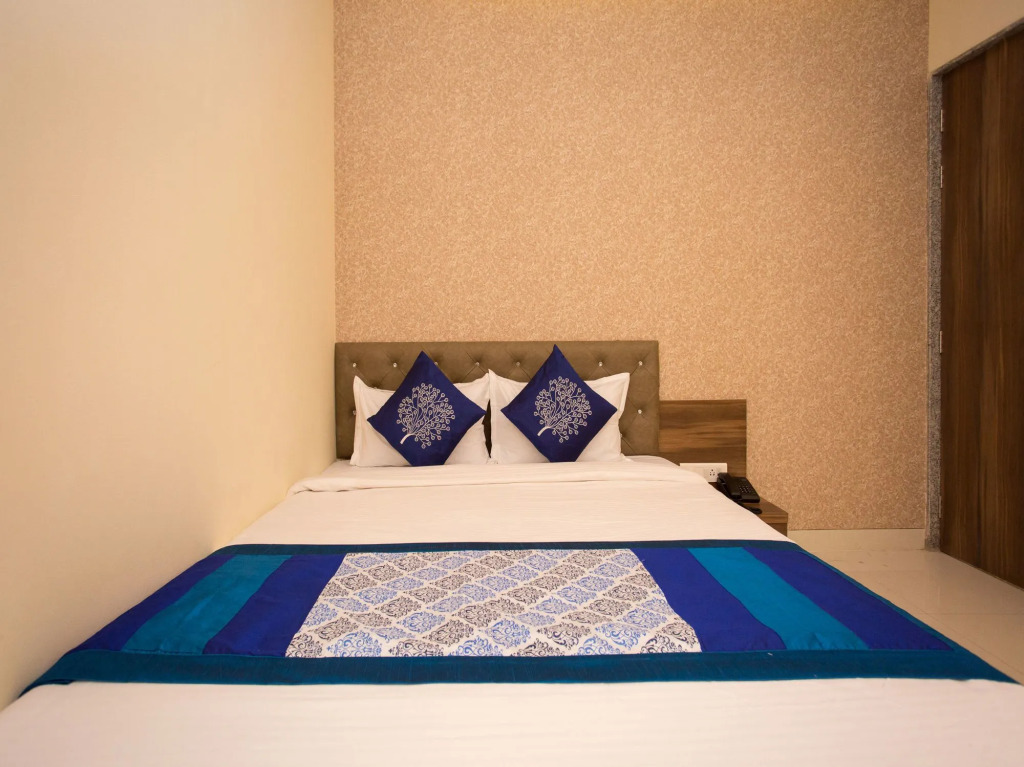 Hotel Sangam by OYO Rooms