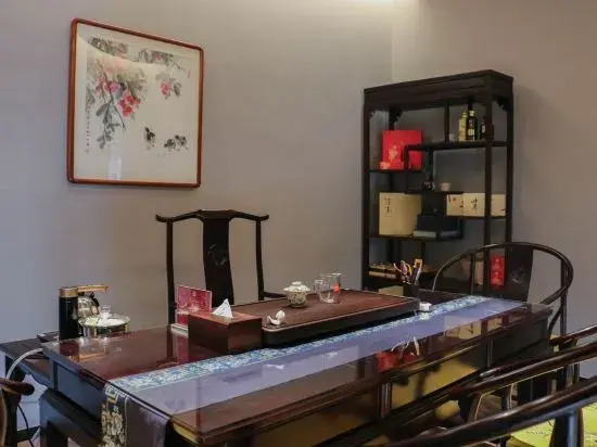 Handan East Station Cloud Hotel (Wanxianghui Branch)