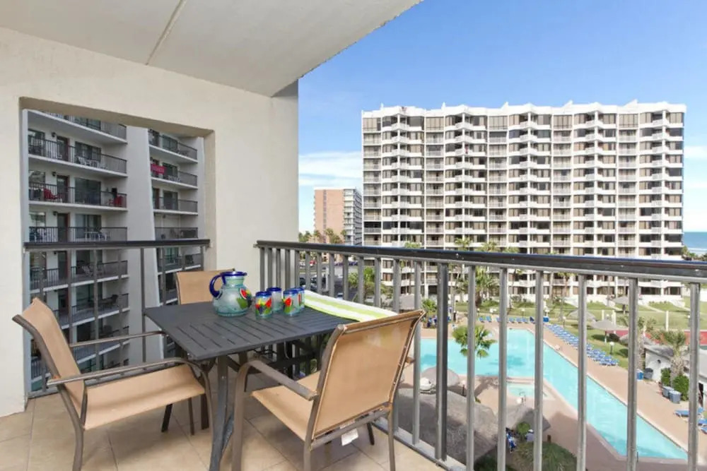 Saida IV Condominium 607