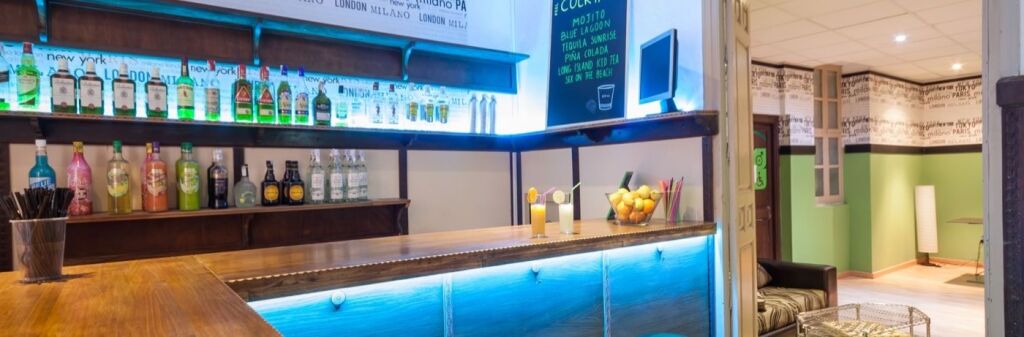 Feel Hostels City Center