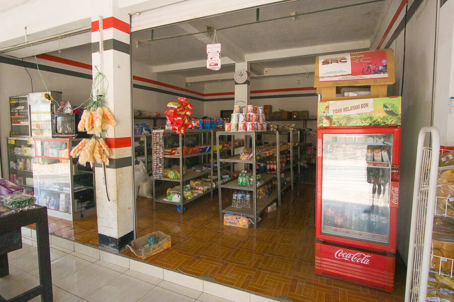 RedDoorz @ Mawun Street Kuta