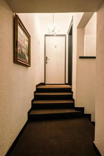 Hine Adon Fribourg City Hotel Self checkin