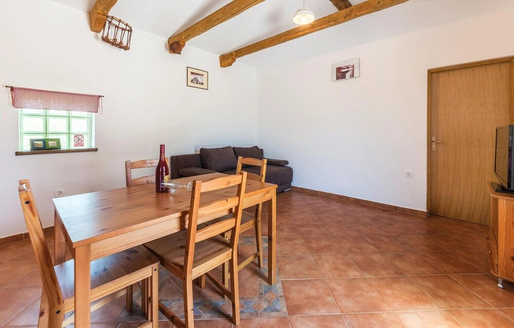 Beautiful Home in Pula With Wifi and 3 Bedrooms