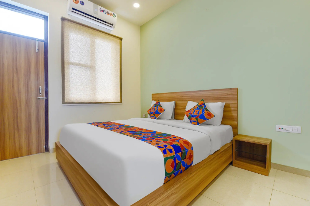 FabHotel Oxus