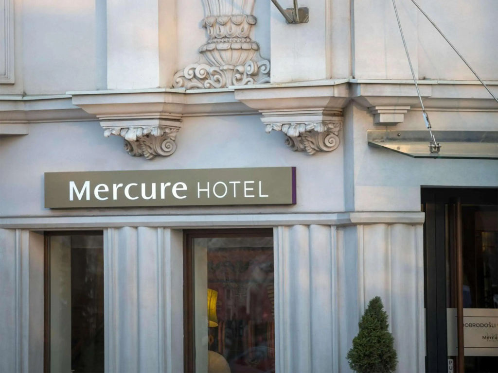 Отель Mercure Belgrade Excelsior