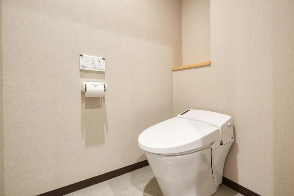 New Normal Hotel in MATSUYAMA ニューノーマルホテルイン松山