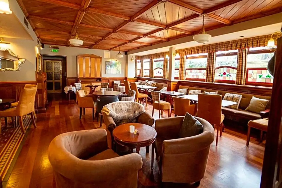 Littlebury Hotel